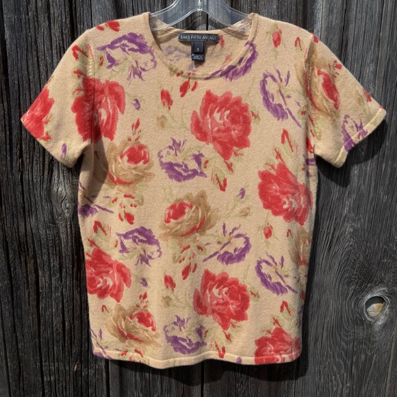 Saks Fifth Avenue Tops - Saks Fifth Avenue Floral Short Sleeve 100% Cashmere Sweater Top Size S